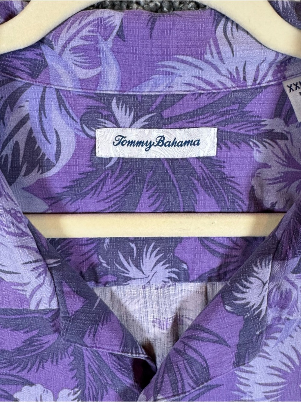 Tommy Bahama TCU Frogs 100% Silk Mens XXL Purple Hawaiian Button Up Shirt NCAA - Picture 4 of 8